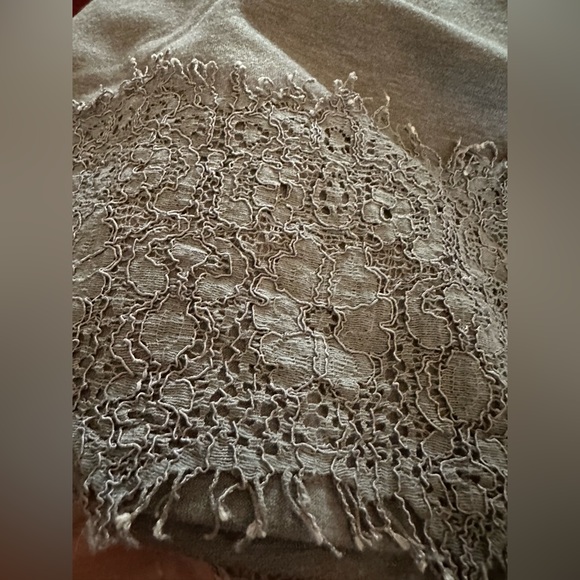 Disney Lauren Conrad Snow White & 7 Dwarves Top Small - Picture 8 of 8